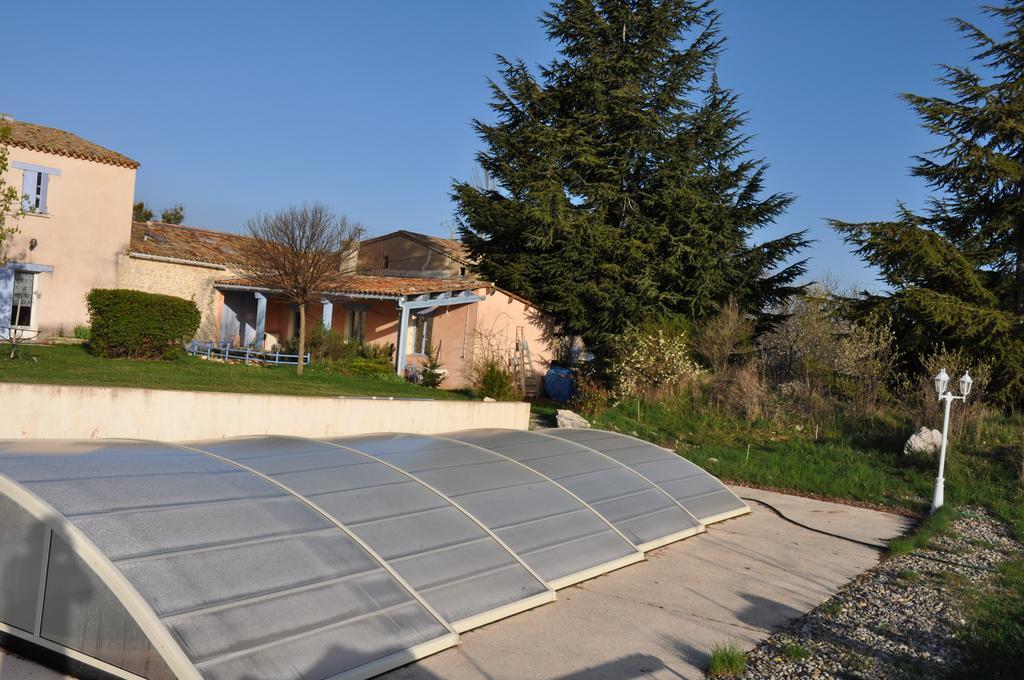 Le Petit Labouret Hotel Revest-du-Bion Buitenkant foto